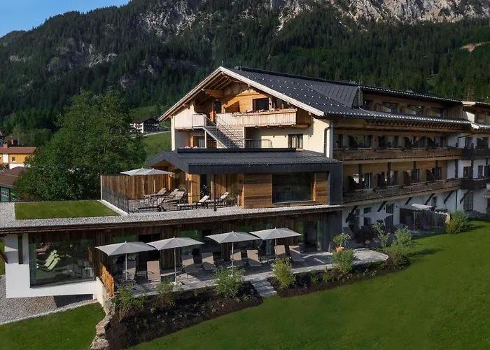 Almhotel Told